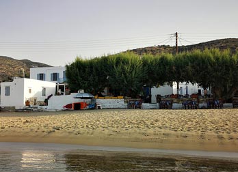 Τα δωμάτια Λεμονιά στη Σίφνο